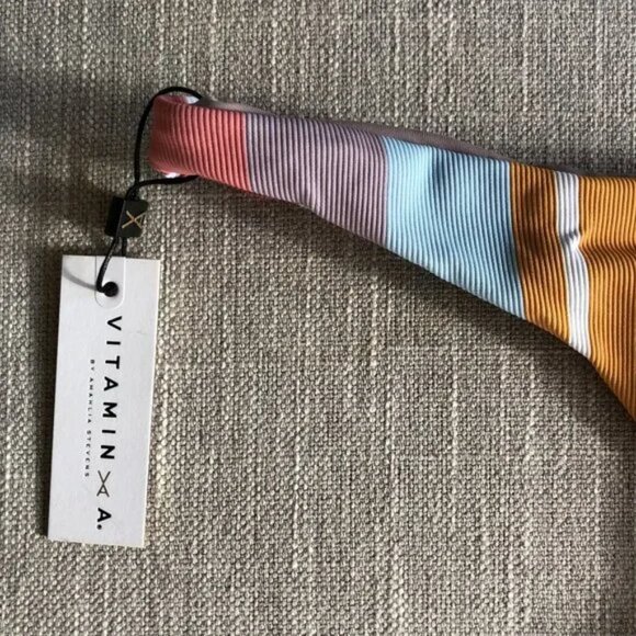 Vitamin A Rosie Bottom (size S) NWT - Picture 8 of 9